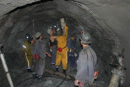 平泉工程爆破中的危险因素分析以及应对工程爆破危险的措施